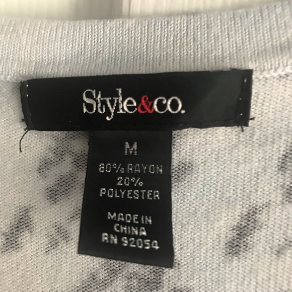 Style & Co black and white stretchy sweater - Picture 4 of 4